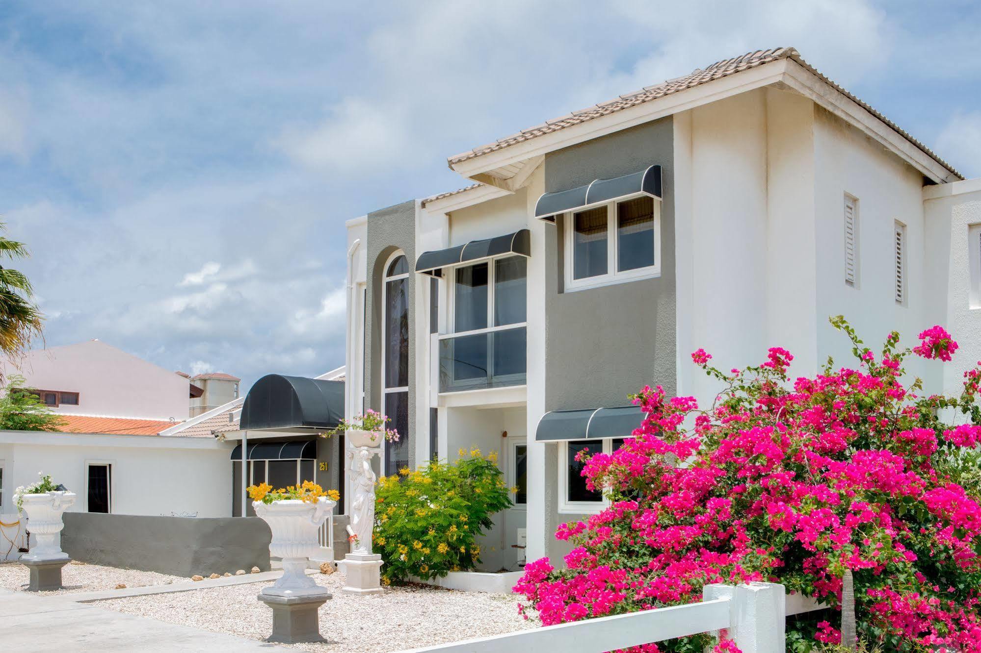 Modern Hotel Aruba นอร์ท ภายนอก รูปภาพ